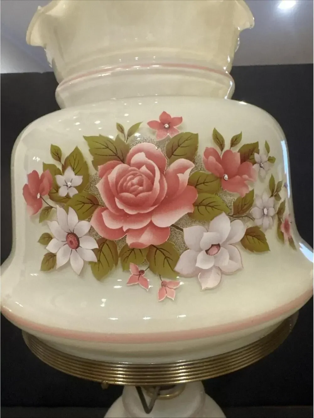 Vtg GWTW Electric Victoria Hurricane Lamp 3 Way Light Roses 20” H